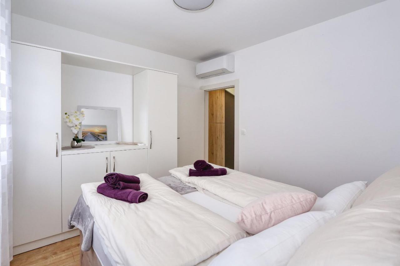 Luxury Apartment Isabell ซาตอน ภายนอก รูปภาพ