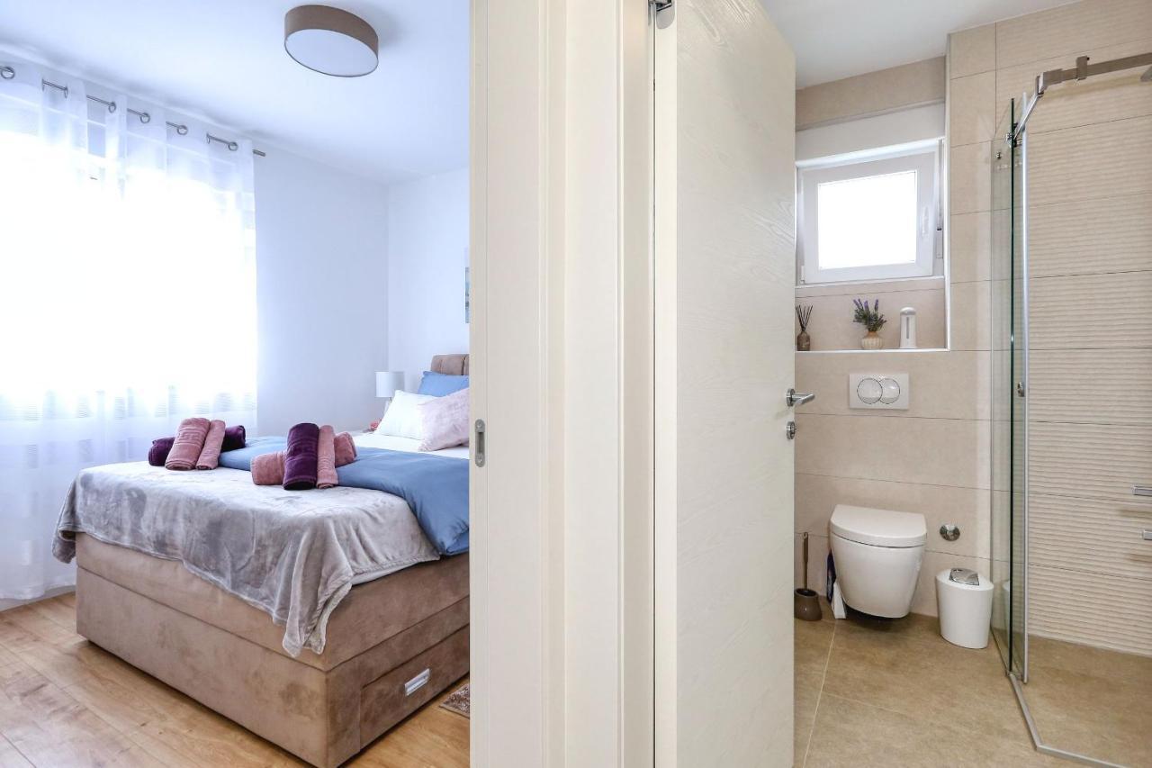 Luxury Apartment Isabell ซาตอน ภายนอก รูปภาพ