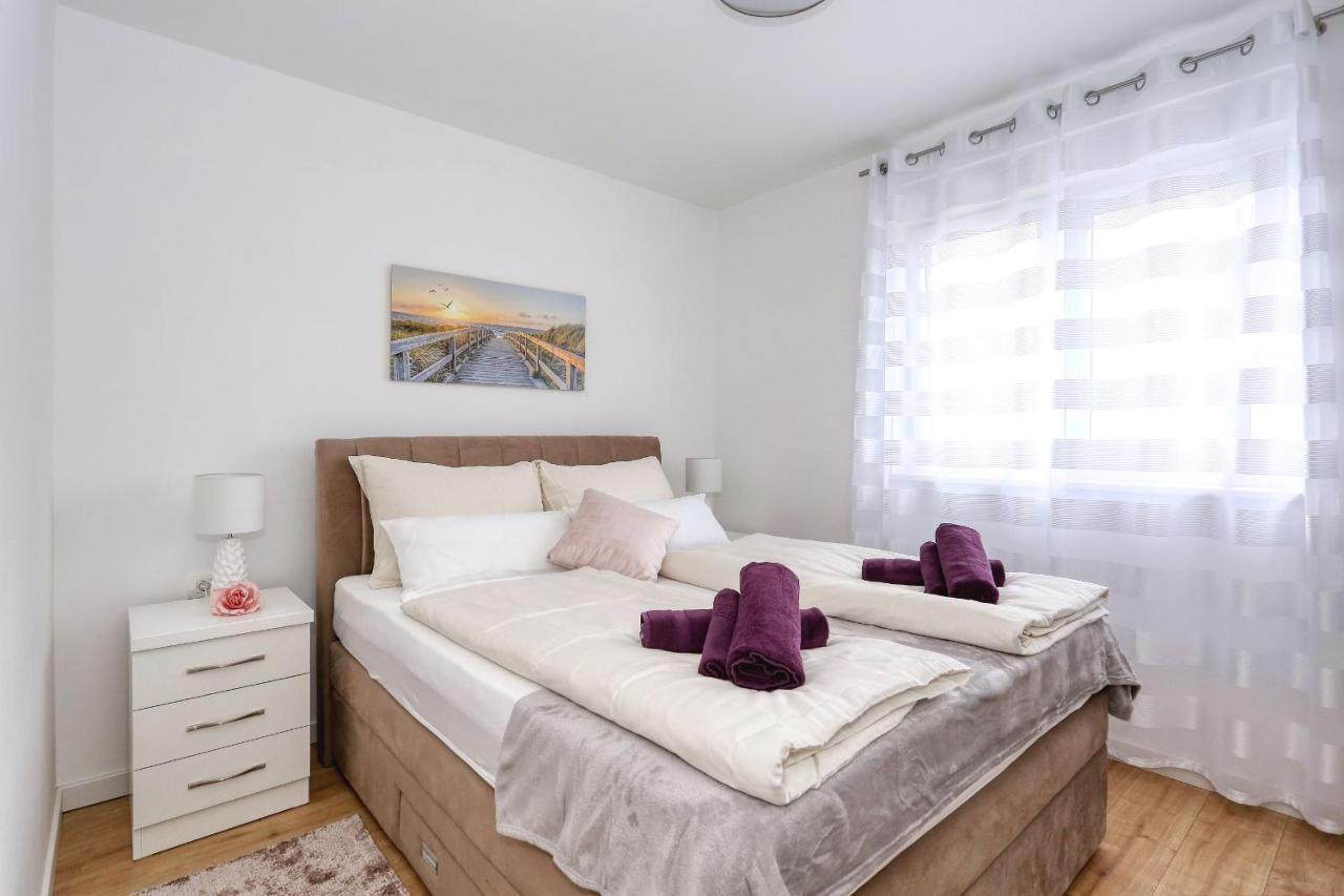 Luxury Apartment Isabell ซาตอน ภายนอก รูปภาพ